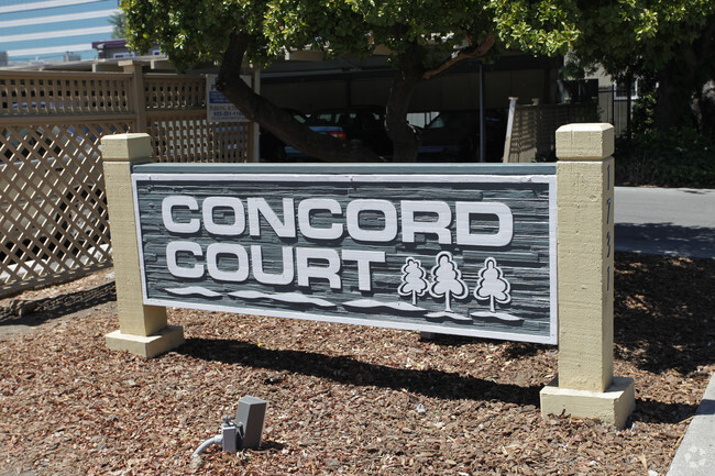 Building Photo - Concord Court Apartments