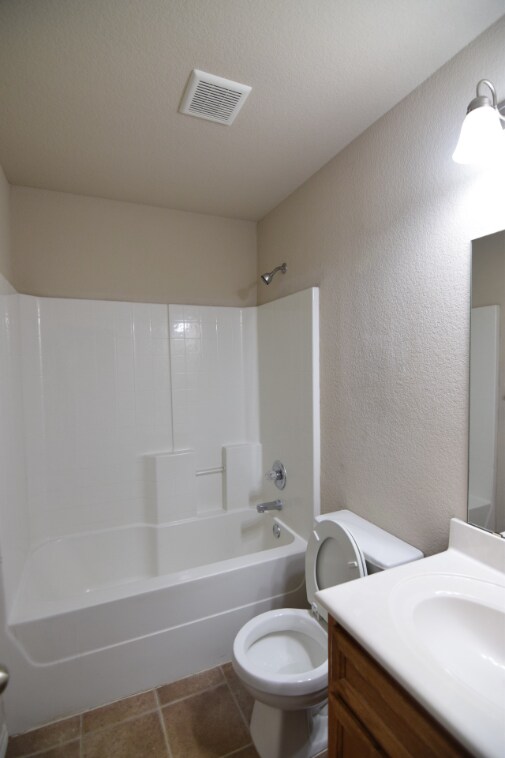 Building Photo - 3804 Ida Dr