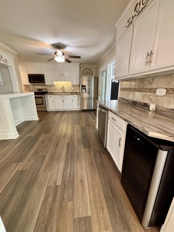 Building Photo - 224 Ramona Dr