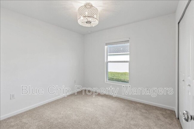 Building Photo - 2295 Green Valley St