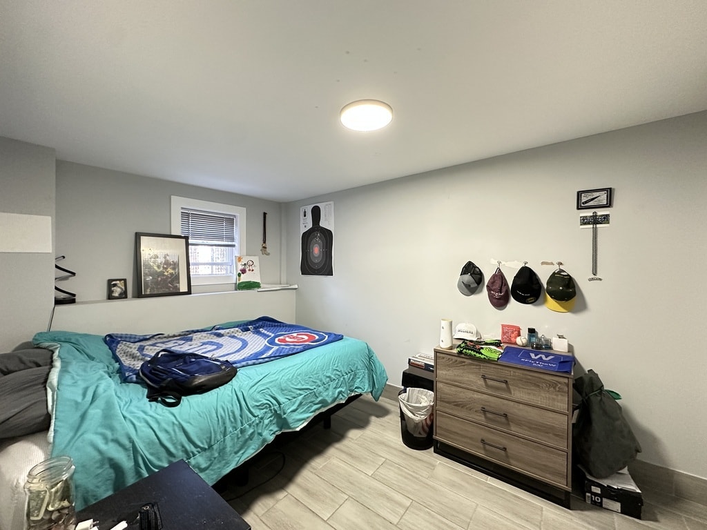 Building Photo - 1721 N Mozart St