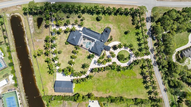 Building Photo - 6186 Duckweed Rd