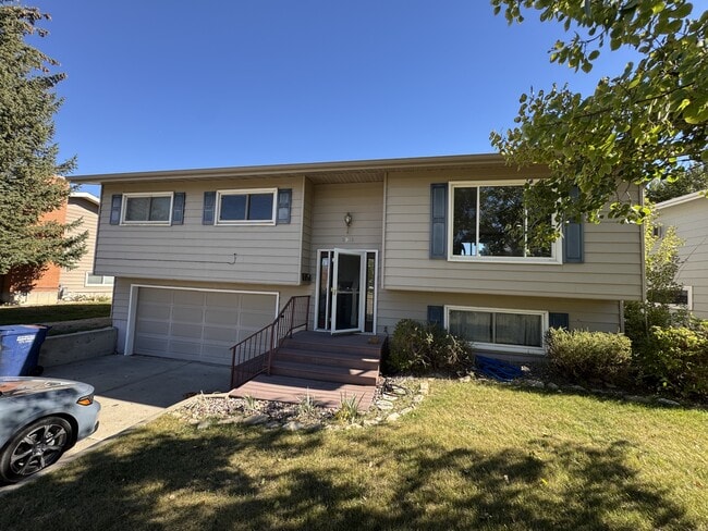 Building Photo - 2931 Carmel Dr