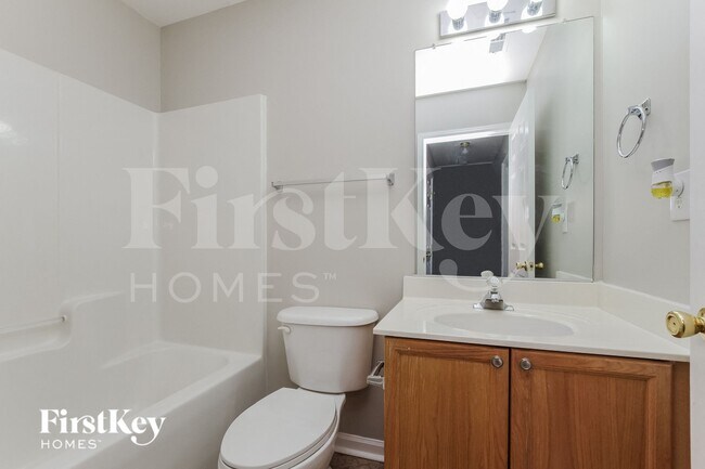 Building Photo - 109 Barrington Dr