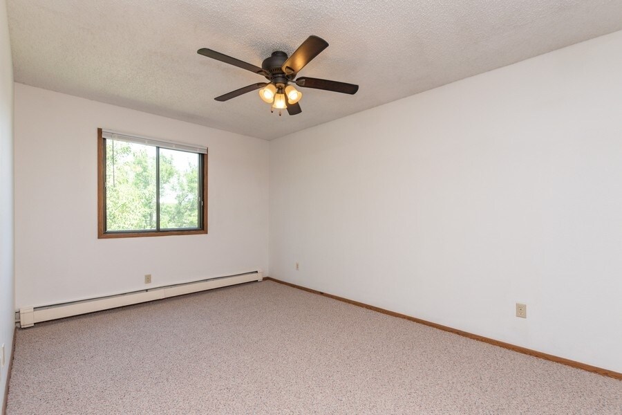 Building Photo - 318 Finkbine Ln