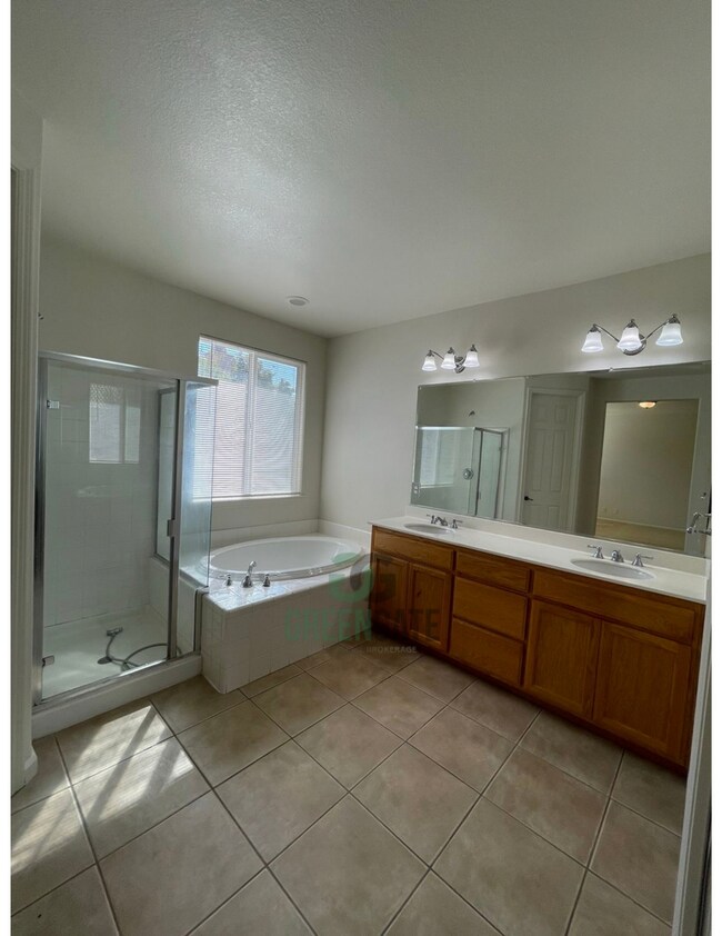 Building Photo - 104 Walker Ranch Pkwy