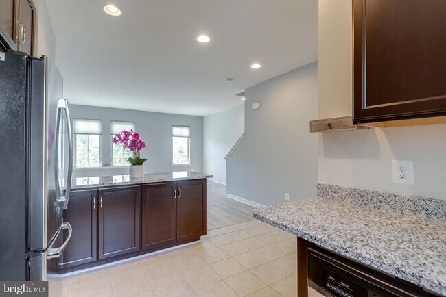 Building Photo - 42270 Yancey Terrace