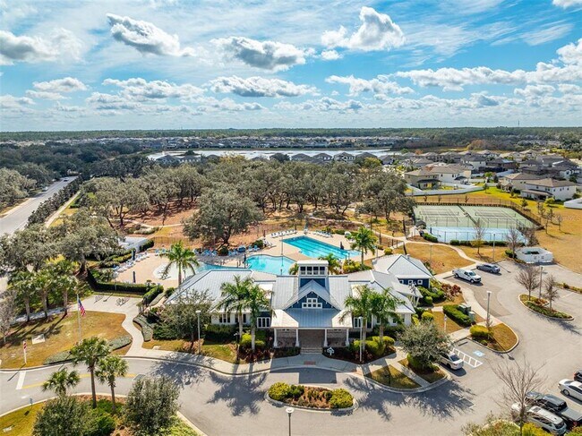 Building Photo - 12619 Hammock Park Dr