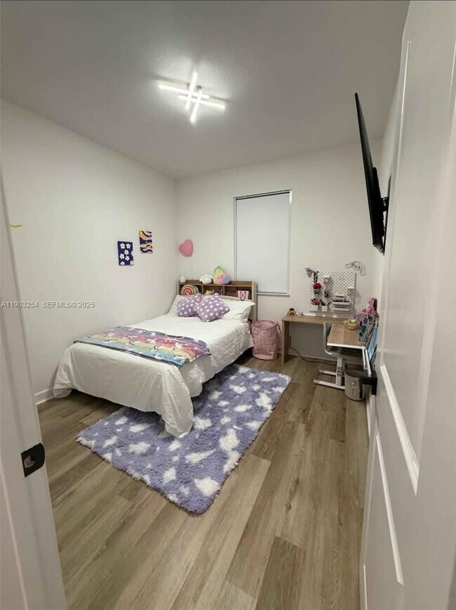 Building Photo - 23252 SW 128th Ave