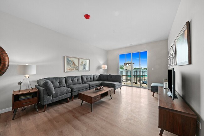 Building Photo - The Boulevard at Central Station