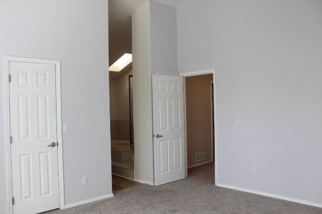 Building Photo - 2 Story Arvada Home located Near Standley ...