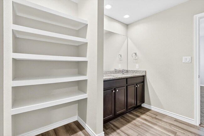 Building Photo - 7326 Tristan Dr