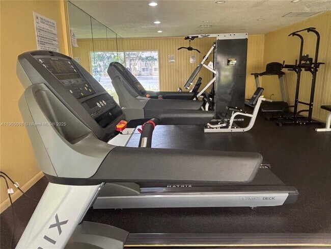 Building Photo - 7825 Camino Real