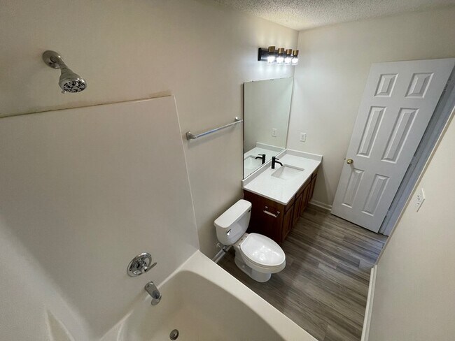Building Photo - 6228 Sid Crane Dr