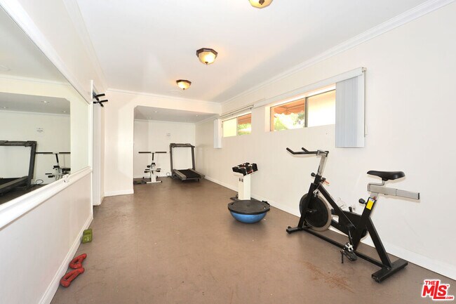 Building Photo - 2700 Cahuenga Blvd