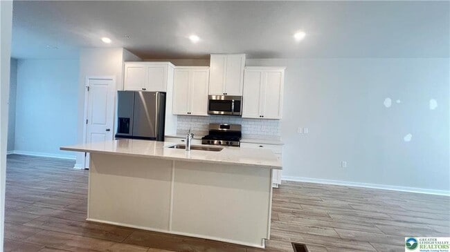 Building Photo - 4904 Brookside Ct