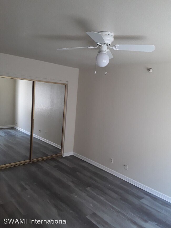 Building Photo - 14323 Cerise Ave