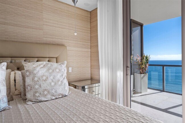 Building Photo - 9705 Collins Ave
