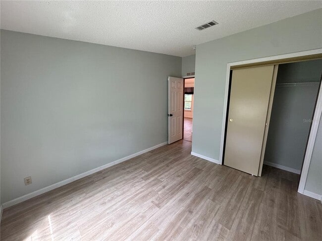 Building Photo - 25704 Oak Alley