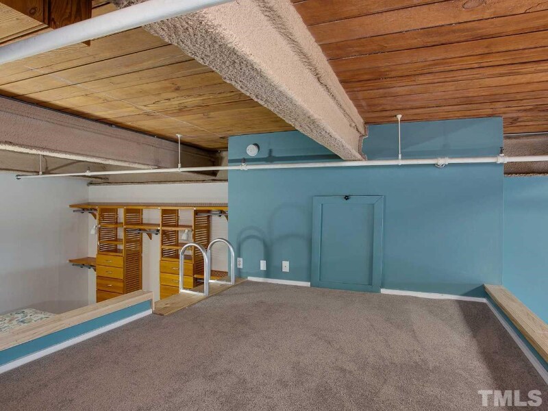 Building Photo - 500 N Duke St