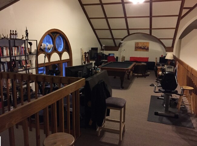 Building Photo - 304 N Hamilton St