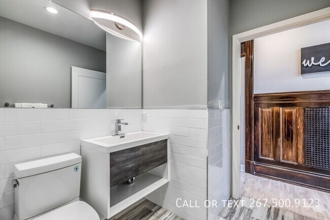 Building Photo - 1501 S. 17th-B112