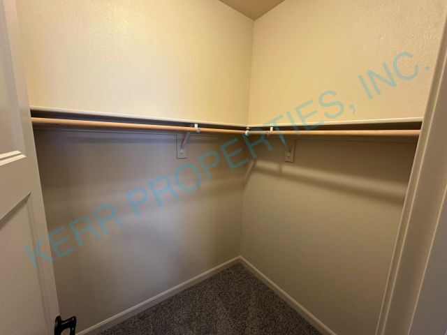 Building Photo - Spacious 5-Bedroom Retreat with 3407 Sq Ft...