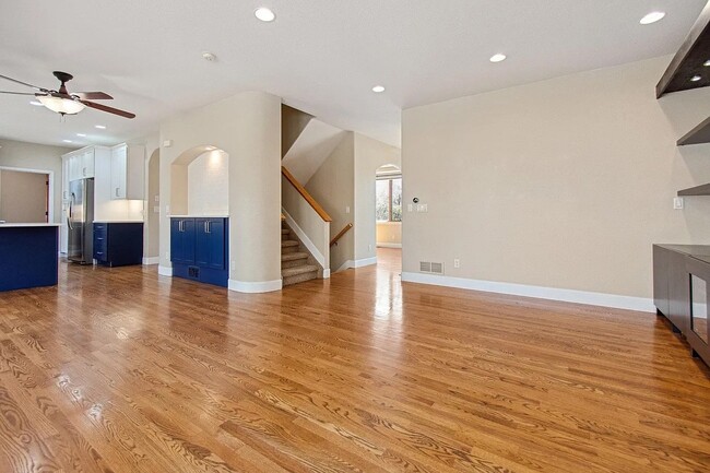 Building Photo - Cherry Creek Townhouse for rent!