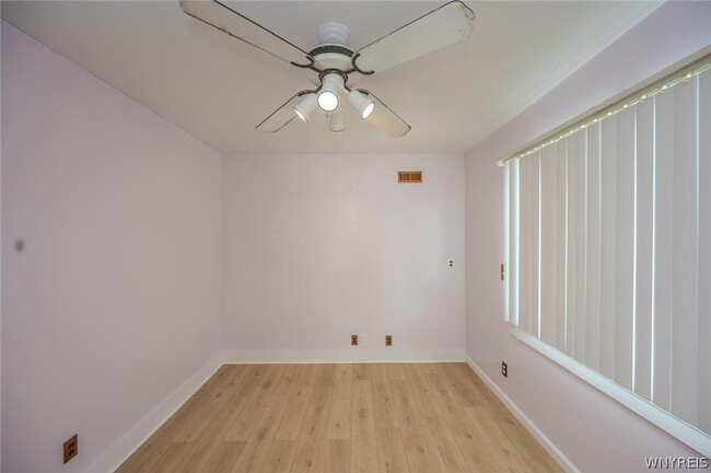 Building Photo - 769 19th St