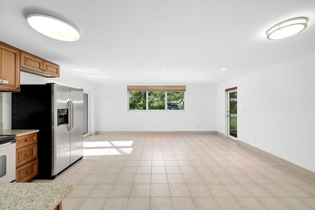 Building Photo - 7575 SW 134th St