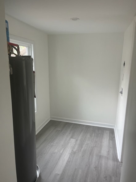 Building Photo - 728 Rodey Ave