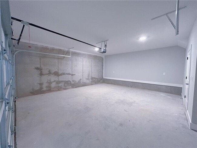 Building Photo - 207 Harrison St