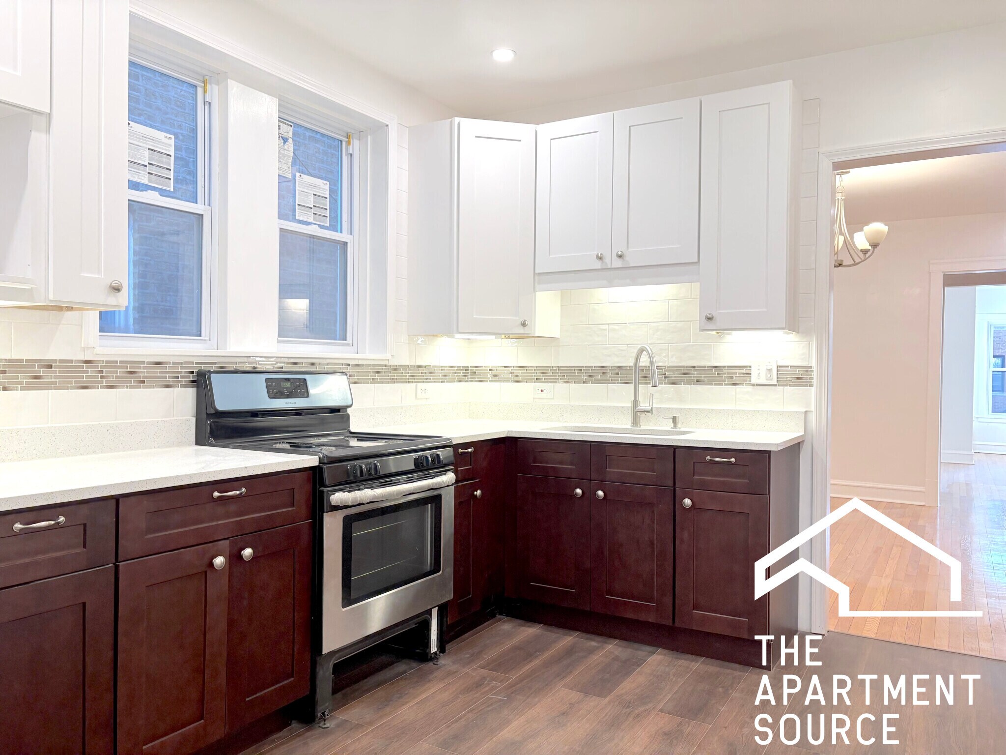 Building Photo - 5713 N Talman Ave