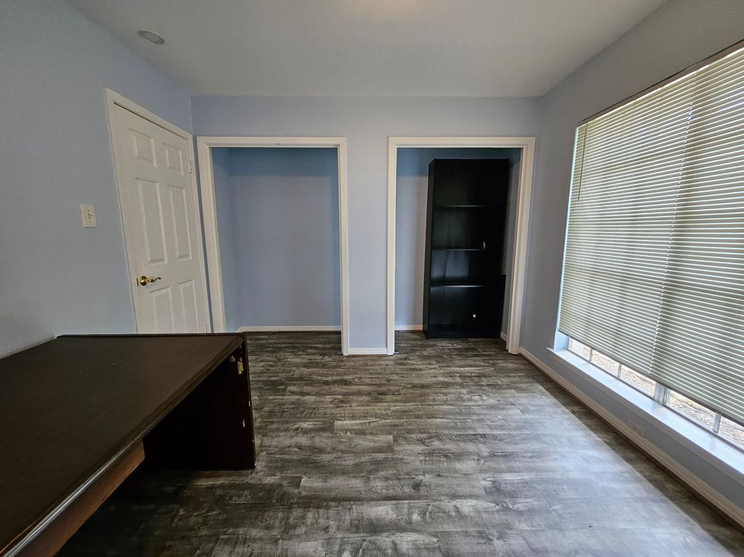 Building Photo - 1515 Desert Quail Ln