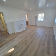 Building Photo - 1469-1412 12th Ave