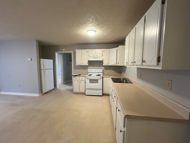 Building Photo - 432 Preston St