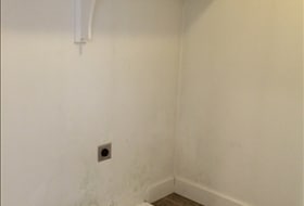 Building Photo - Spacious Townhome on Quiet Street