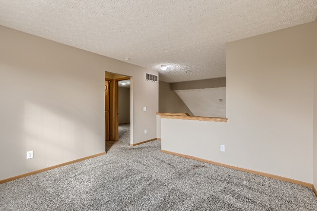 Building Photo - 5522 Spring River Ave