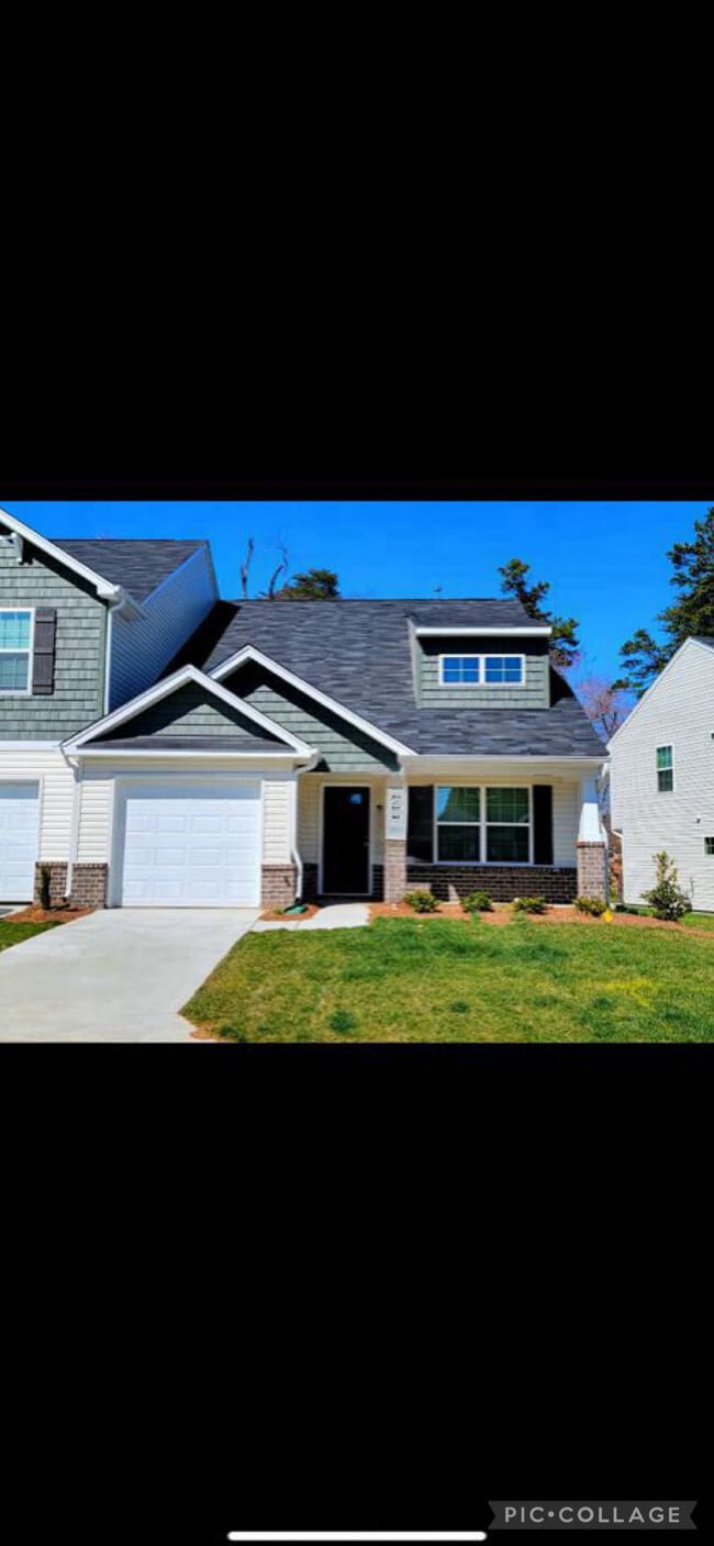 Primary Photo - 3837 Copperfield Ct