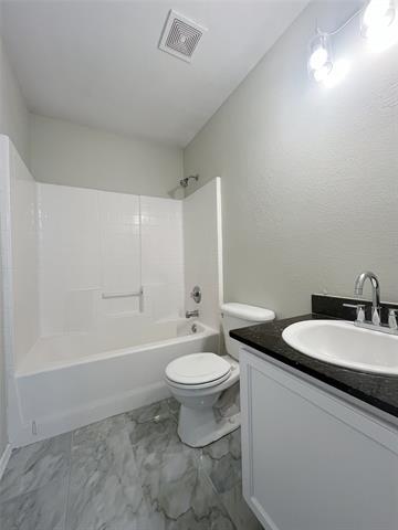 Building Photo - 1622 Palm Beach Ave