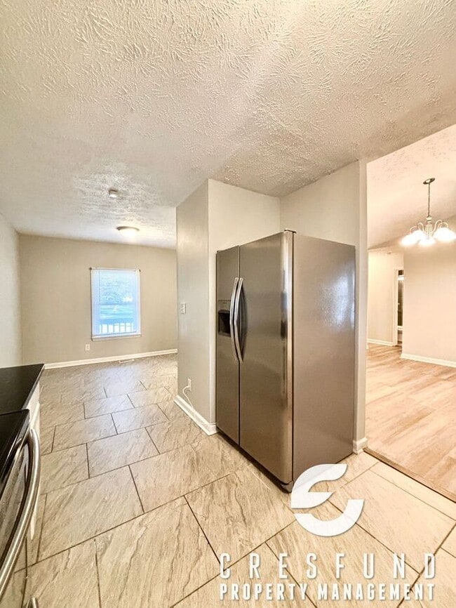 Building Photo - Coziest 3 Bed, 2 Bath - 15 MINUTES FROM YA...