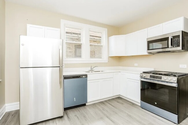 Building Photo - 4538 W Altgeld St