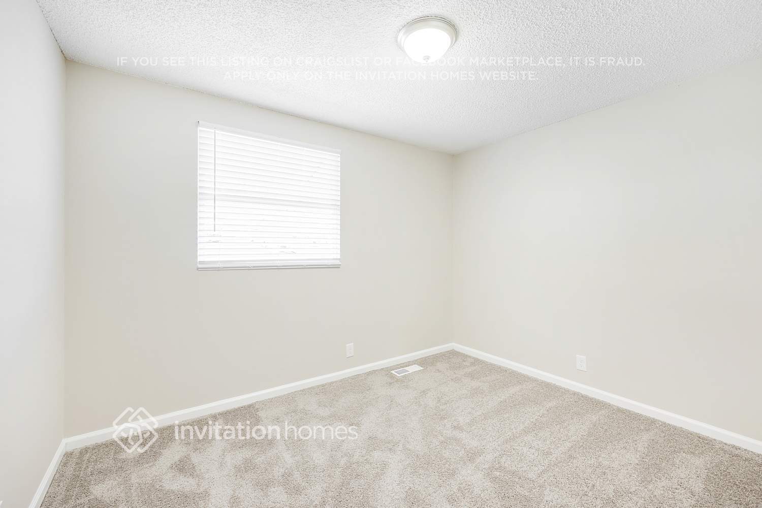 Building Photo - 4936 Shihmen Dr