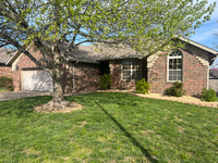 Building Photo - 885 W Dustin Ln