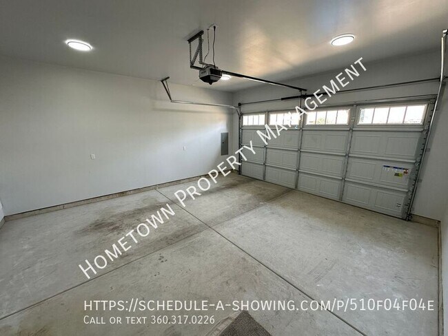 Building Photo - 2629 43rd Ln SE