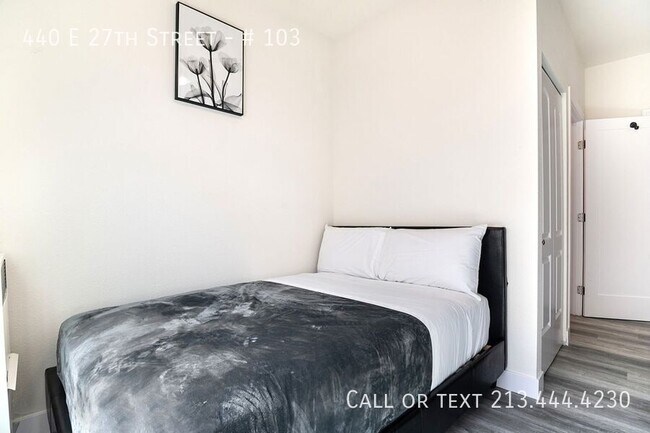 Building Photo - 440 E 27th St