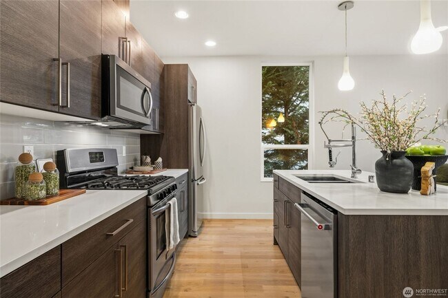 Building Photo - 1523 NW 64th St