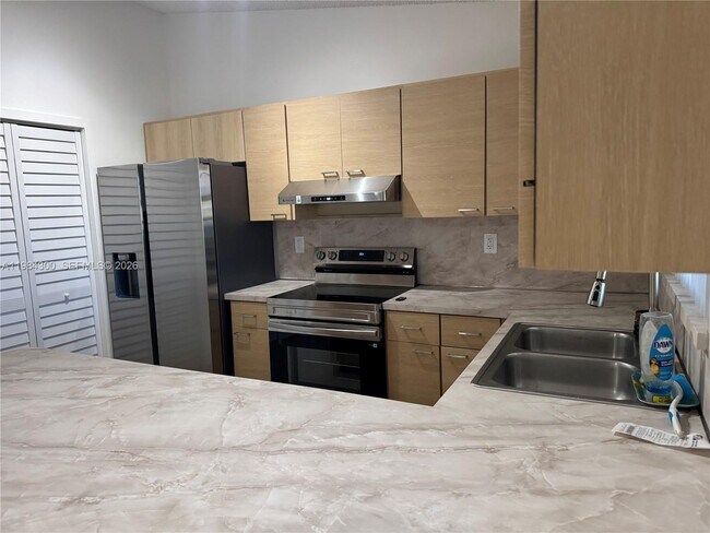 Building Photo - 14325 SW 11th Terrace