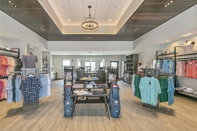 Building Photo - 12550 Galapagos Ct