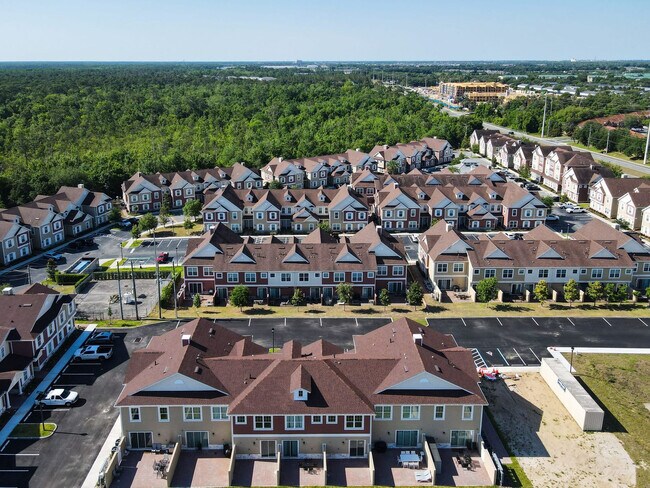 Building Photo - 7516 Sunflower Dr